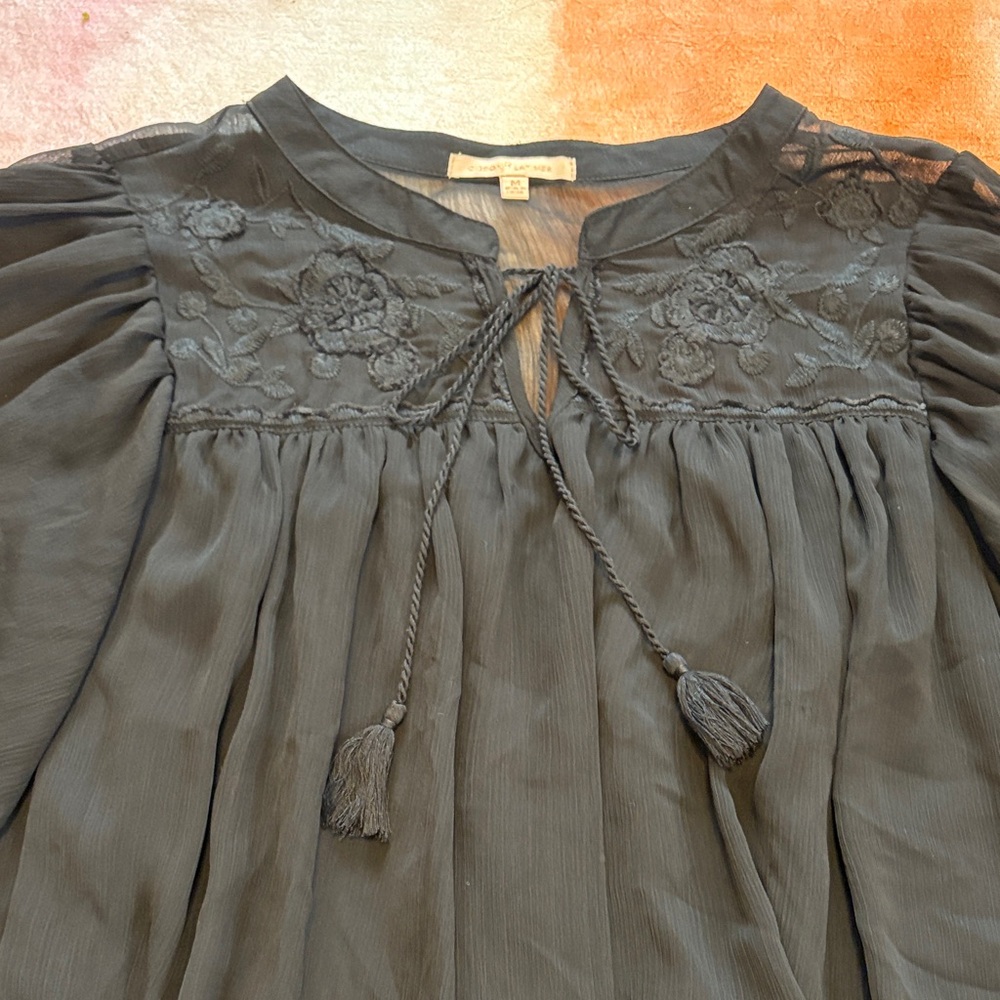 Gibson Latimer Black Blouse with Embroidered Accents